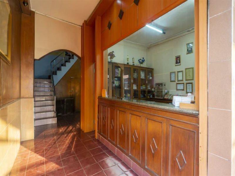 Super Oyo 3978 Hotel Danau Indah Bekasi Eksteriør billede